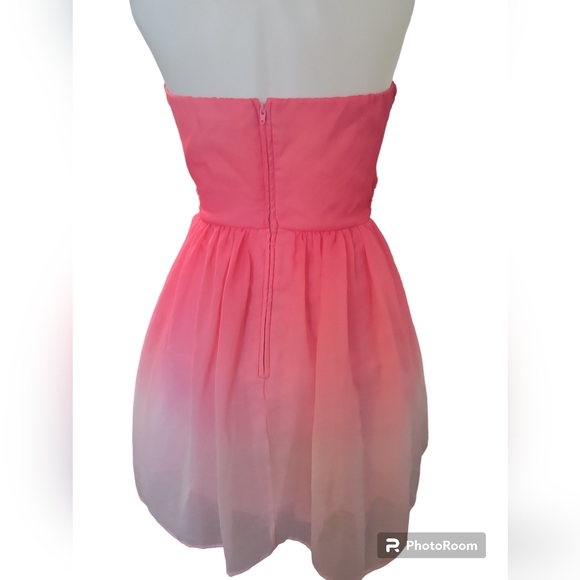 Prom dress - Picture 2 of 2